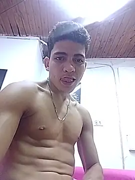 Show modela NikoHot_anatole na web-kameri
