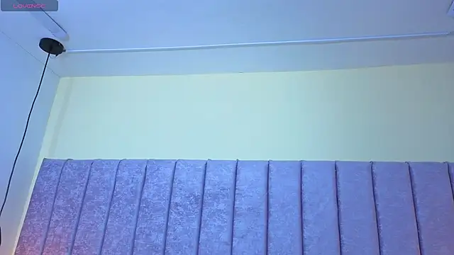 Emma-Burning's Live XXX Chat