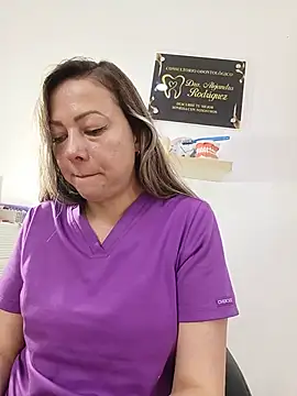Вебкам-шоу _Dentist-Madisson_04