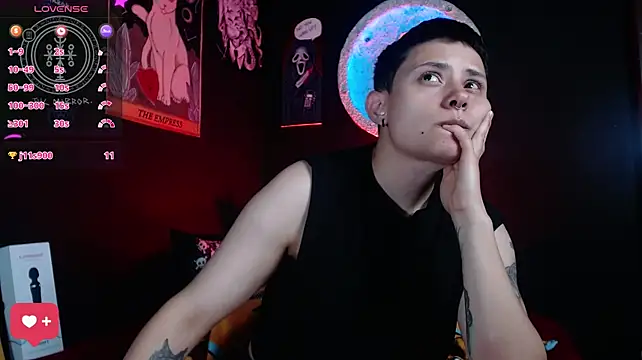 Chatroom XXX en direct de girl_intense444