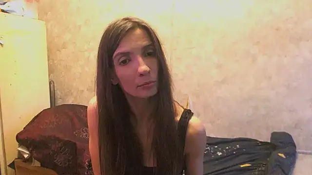 Alison_Wale Adlı Modelin Canlı XXX Sohbeti