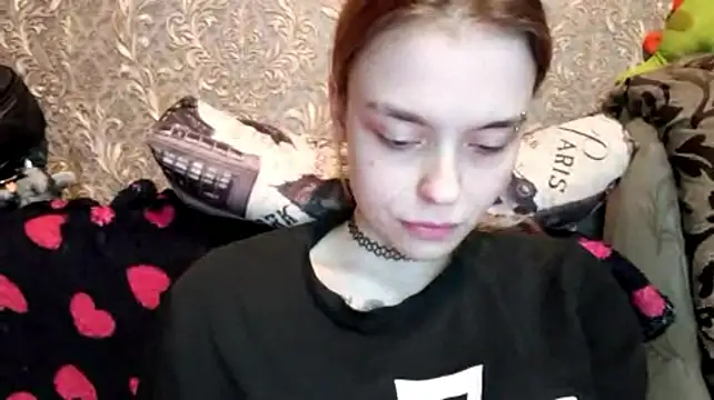 CaraDelevingnee: онлайн-секс-чат