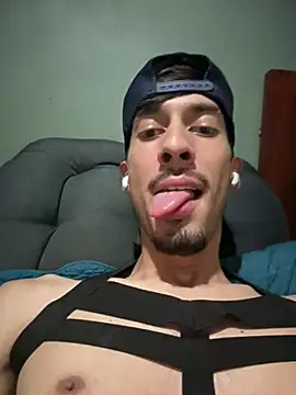 ElBratid's Live XXX Chat