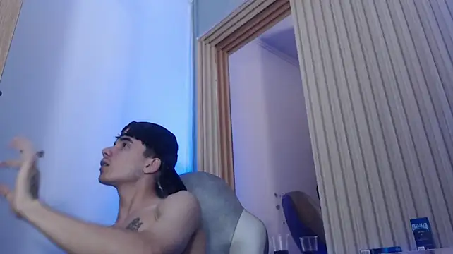 MaximumSteel_'s Webcam Show