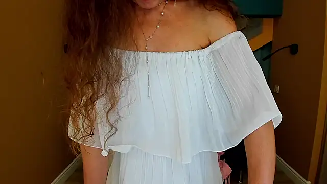 EllaLong Live XXX-Chat