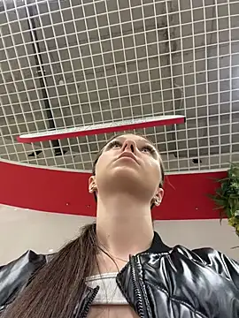 Chat +18 de Ttixmila ao vivo