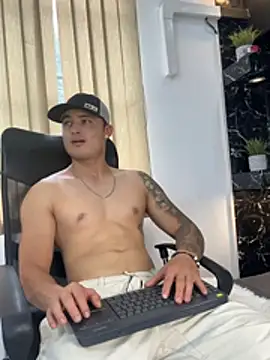 Alexander_ferre Chat XXX live