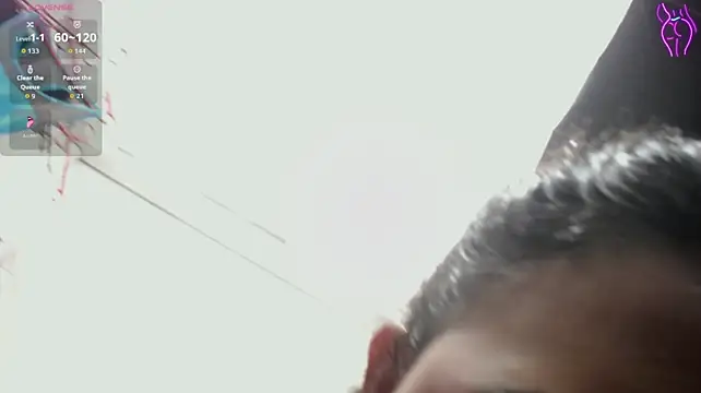Chat +18 de yaazhinii ao vivo