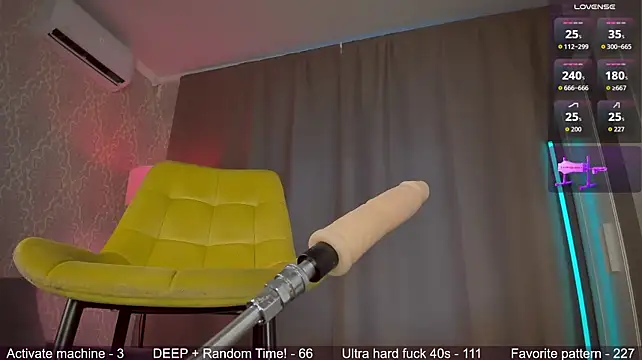 Juicy_Vikki Chat XXX live