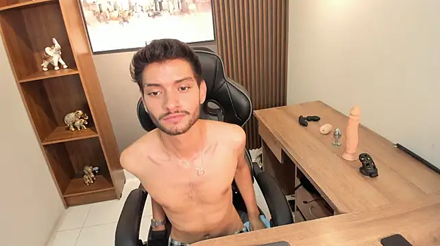 Nicolas_Rider Live XXX-chat