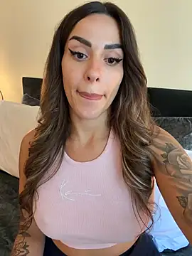 دردشة -Alisa الجنسية المباشرة