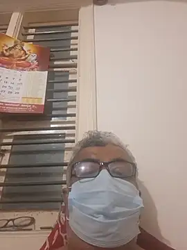 mature55 Show in webcam