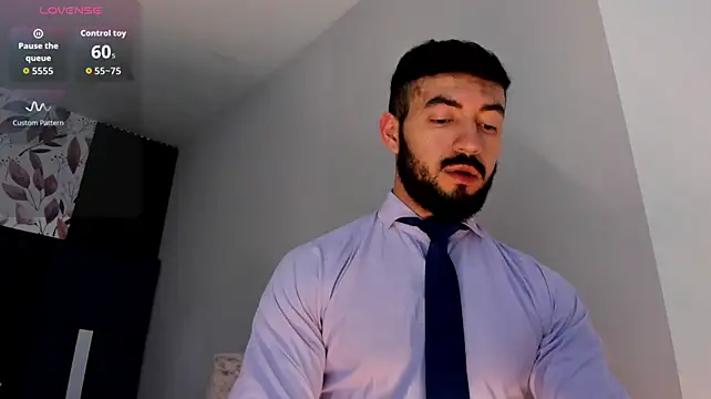 XXX chat uživo modela MarkWalker__