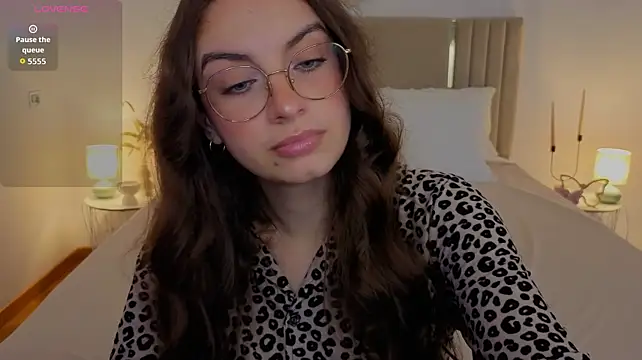 Real_cutie1n Webbikameraesitys