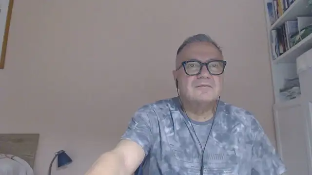 YOU6me Show in webcam