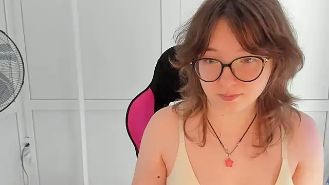 Chat XXX en directo de HachiYume