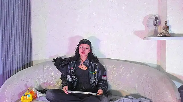Chat XXX en directo de April_Petitt