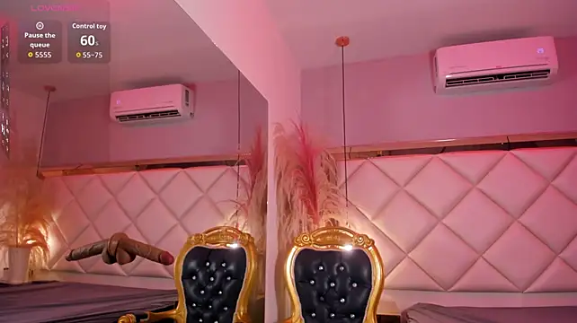 MaxxieRay XXX чат на живо