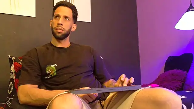 دردشة Karim_mansur الجنسية المباشرة