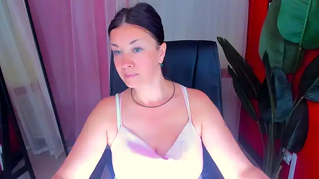 Chat +18 de AnaMills ao vivo
