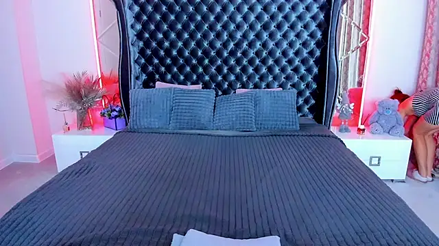 XXX chat uživo modela Rebecca_Diamond