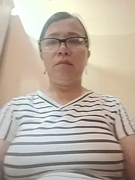 Chilly-wet Live XXX-chat
