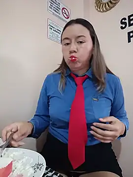 Hannah-colx Adlı Modelin Canlı XXX Sohbeti