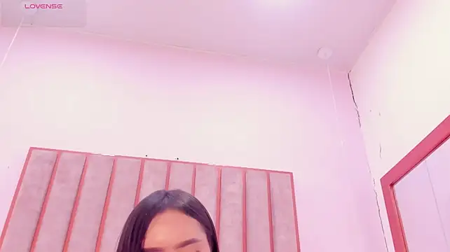 Chatroom XXX en direct de Zoe_Monrow