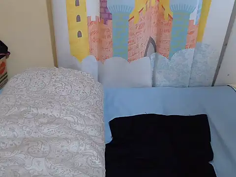 Chat +18 de zeina_gen ao vivo