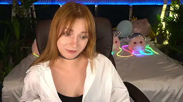 LizzaMoonn live XXX chat