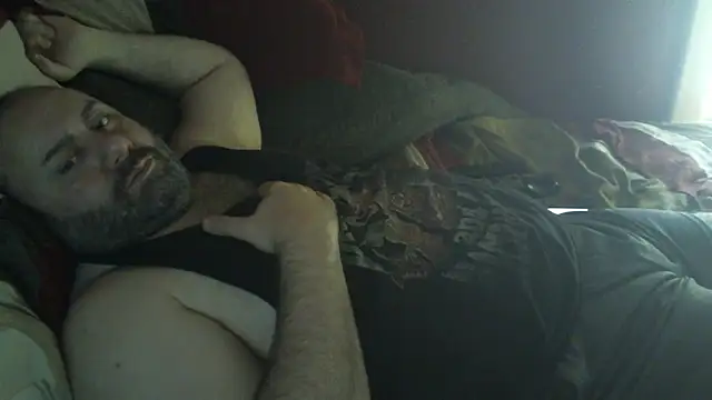 immikew1975's Live XXX Chat