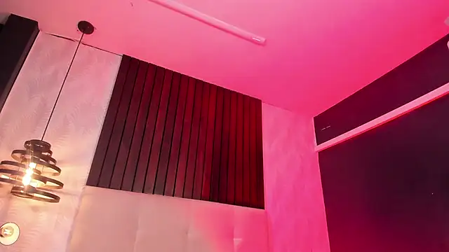 XXX chat uživo modela Cheys_Mast