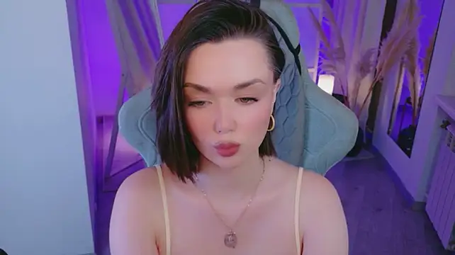 Živý XXX chat AvaFlower