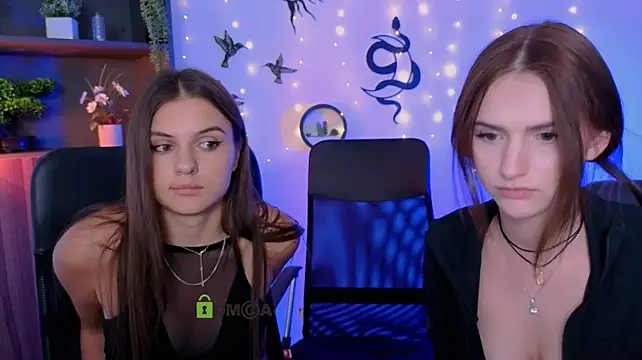 lisa_dark_'s Live XXX Chat