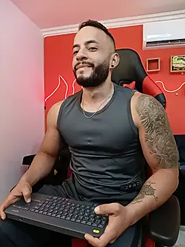 Mike_savage3 Chat XXX in diretta