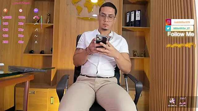 Chatroom XXX en direct de JoshMillerr_