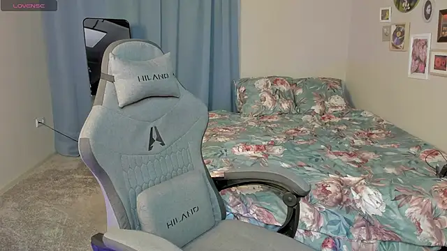 LaslyAngel's Live XXX Chat