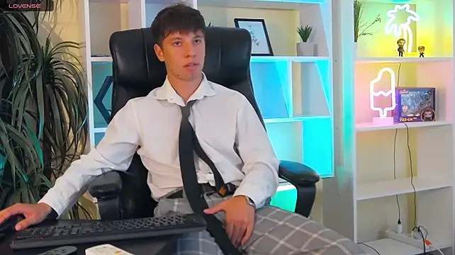 ThomasEdisonn Live XXX Chat