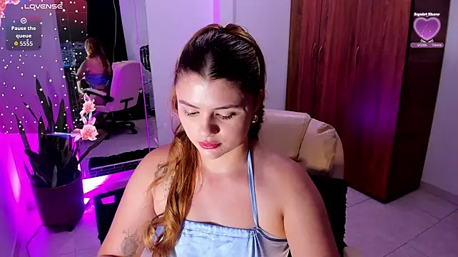 chloejones__'s Live XXX Chat