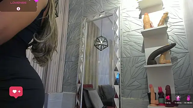 BriannaChelsea Adlı Modelin Canlı XXX Sohbeti