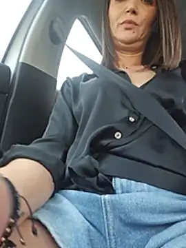 Show modela ass2mouth na web-kameri