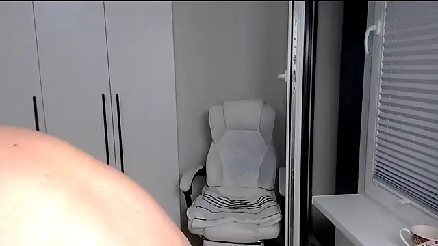 ScarlettReed's Live XXX Chat