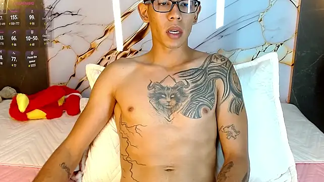 Andrew_Hardy Live XXX-Chat