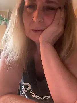 Chat XXX ao vivo de Irina2909@xh
