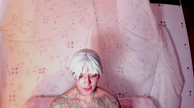Chat XXX en directo de KuraiBi