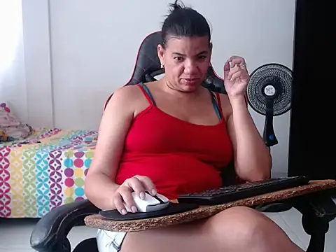 Adriana_0312 লাইভ XXX চ্যাট