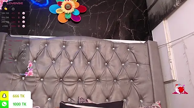 دردشة LAILAGUMMY الجنسية المباشرة