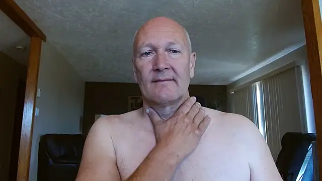BasicAntn Live XXX chat