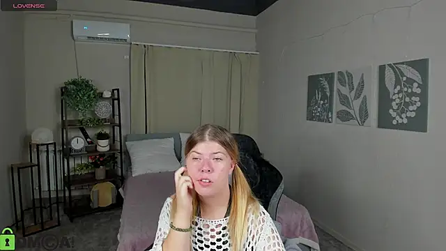 Stefania-sweet Live XXX Chat
