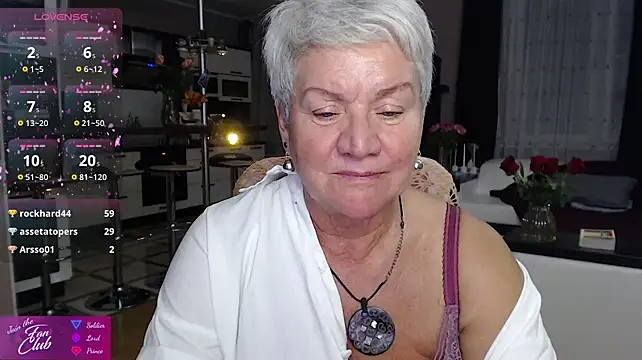 roxana_brooks: онлайн-секс-чат
